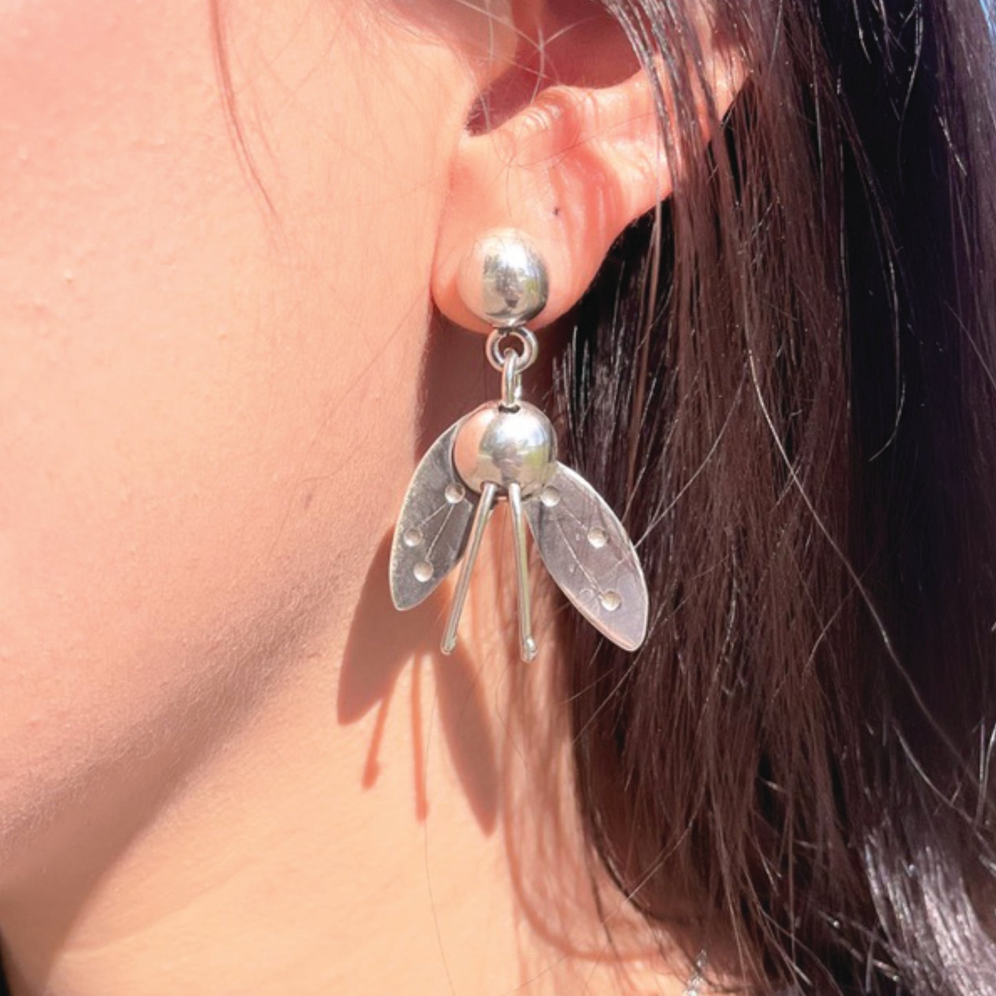 Aretes Flora Earrings